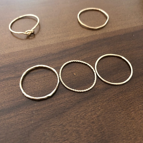 5 gold-filled stacker rings - Bread&Circus & Etsy - Picture 3 of 8